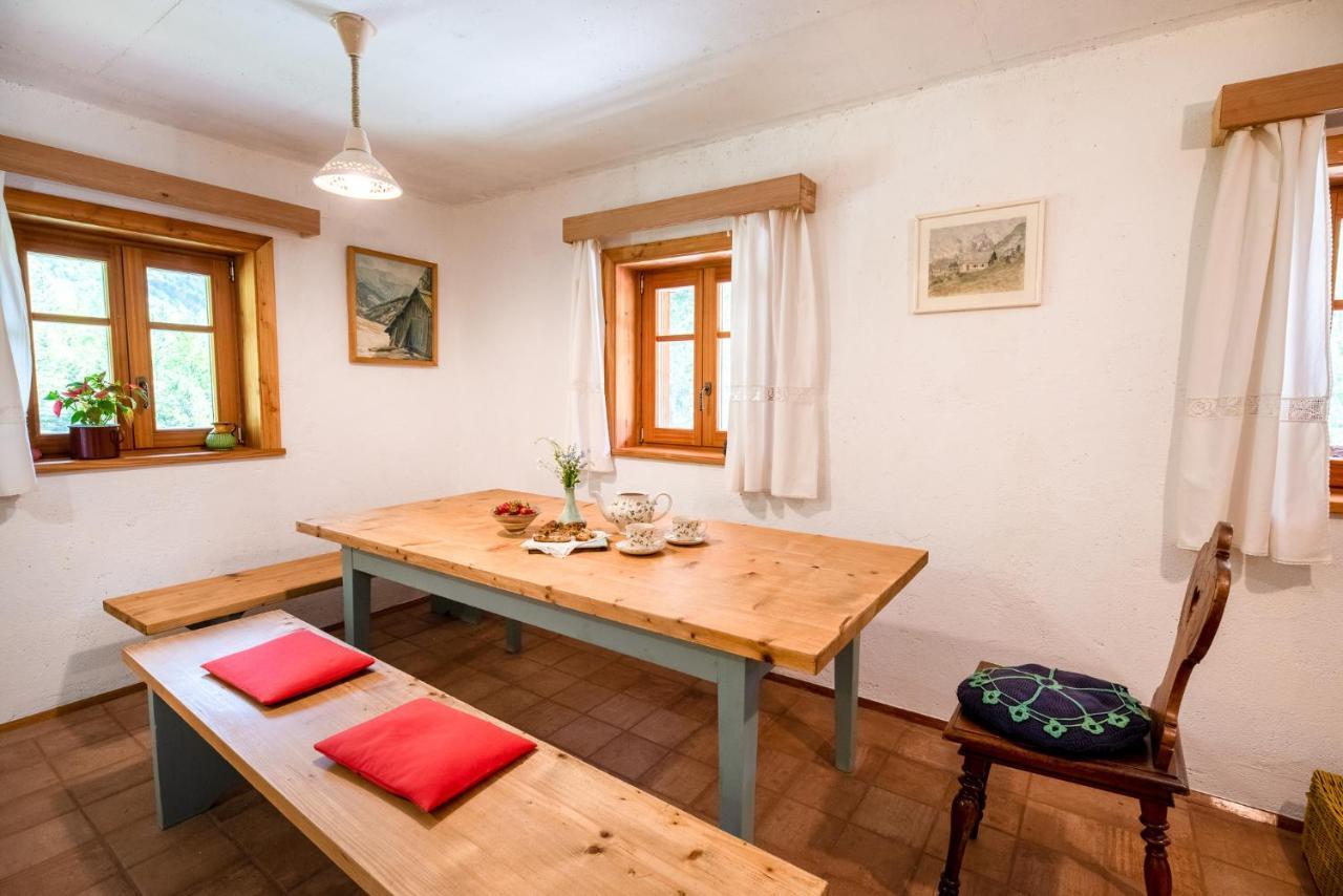 Wild Flower Cottage In Trenta Extérieur photo